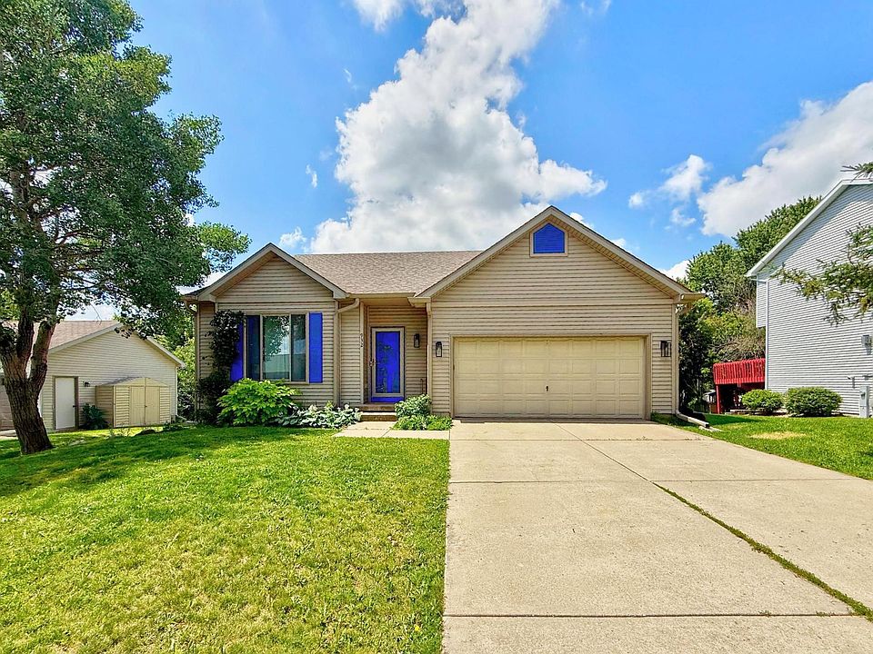 1st image of 932 Vista Ridge Dr