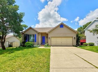 932 Vista Ridge Dr, Mount Horeb, WI 53572