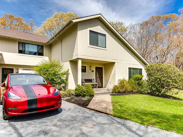 202 Treescape Dr Unit 11A, East Hampton, NY 11937