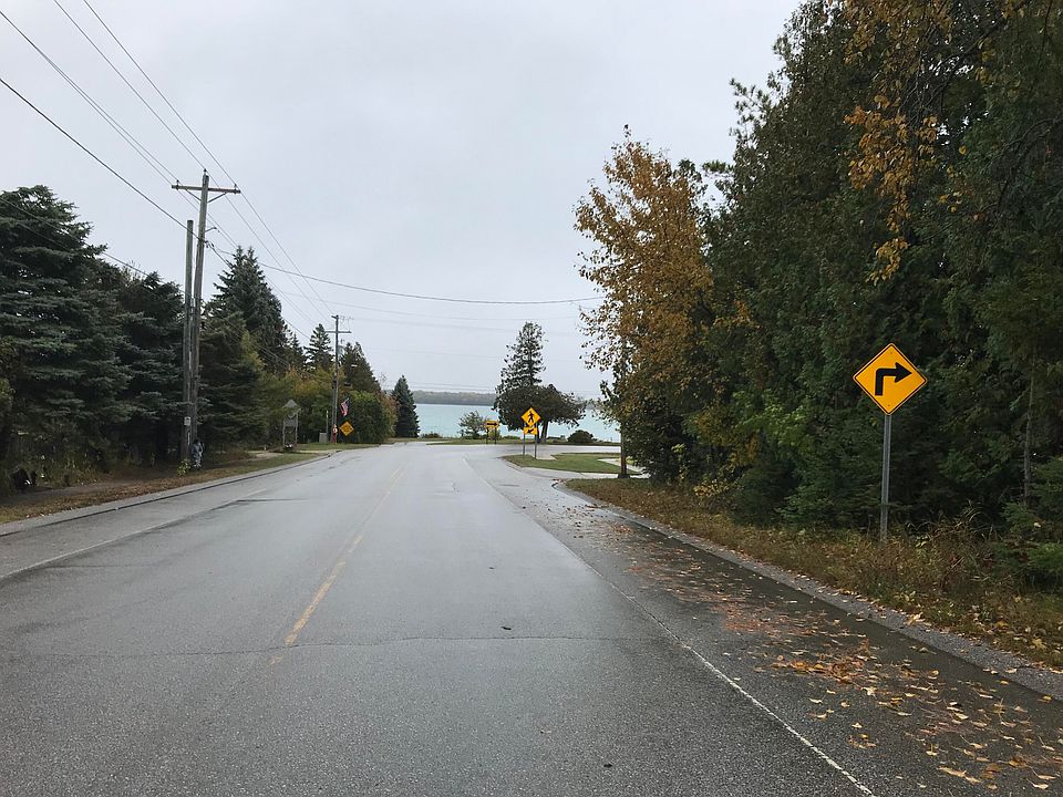 2nd image of Democrat Rd