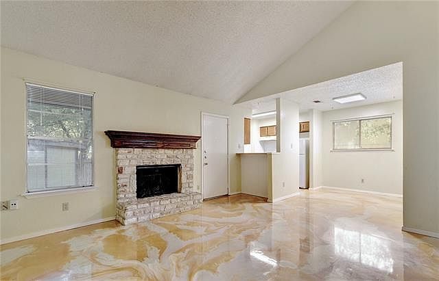 1st image of 904 Sirocco Dr #B