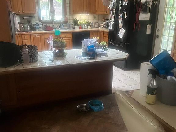 2nd image of 28-30 Jones St