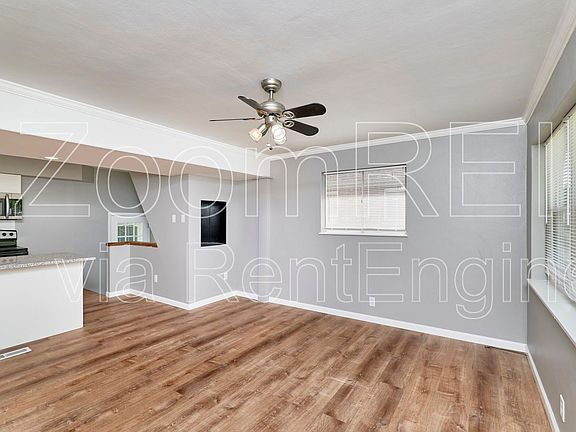 5th image of 9537 Cote Brilliante Ave