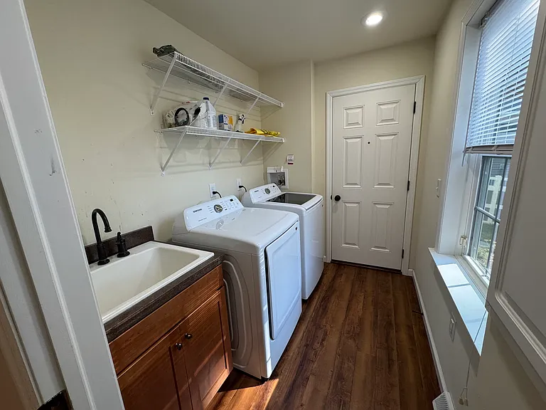 2094 Fieldcrest Dr — Photo 8