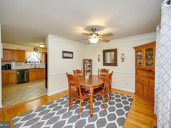 2nd image of 10112 Sharon Springs Dr
