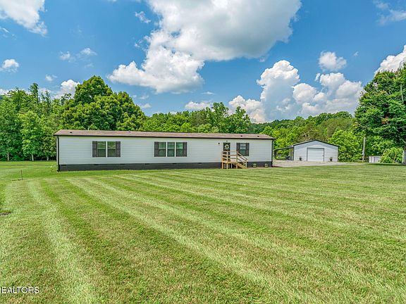 3rd image of 286 Jd Farm Rd