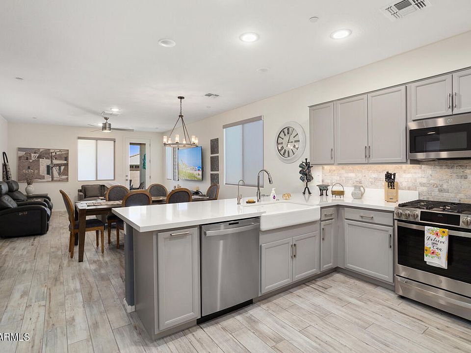 1st image of 13624 W DESERT GLEN Drive