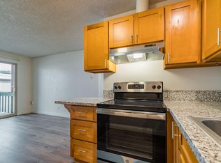 1424 E 18th Ave APT 19, Eugene, OR 97403