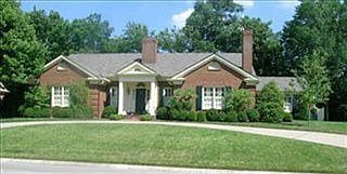 1st image of 1932 Lakes Edge Dr