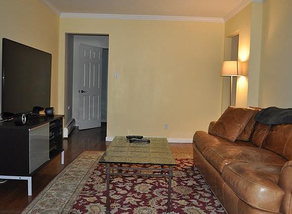 2nd image of 1115 N Sherman St #9