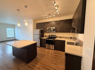 736A 8th Ave NE #217, Issaquah, WA 98029