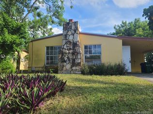 4962 SW 6th St, Pompano Beach, FL 33068