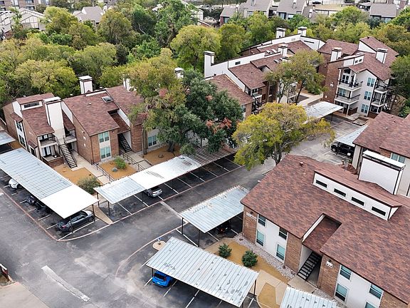 3rd image of 9730 Whitehurst Dr APT 17