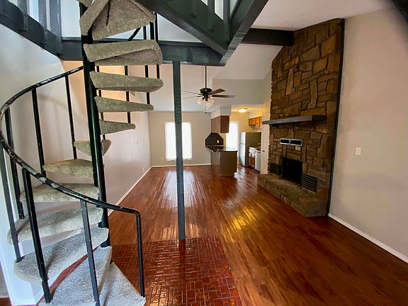 3rd image of 13835 Turnberry Ln Unit 1-125
