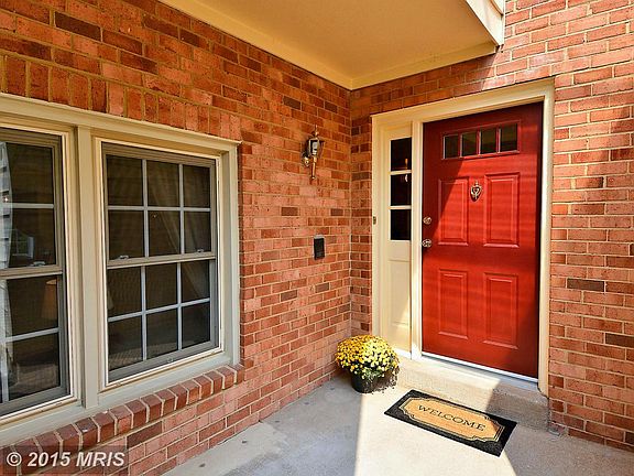 2nd image of 1007 Moorefield Hill Pl SW