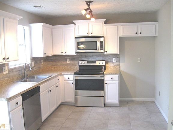 2nd image of 1032 Alford Xing #18