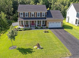 23 Swatling Dr, Clifton Park, NY 12118