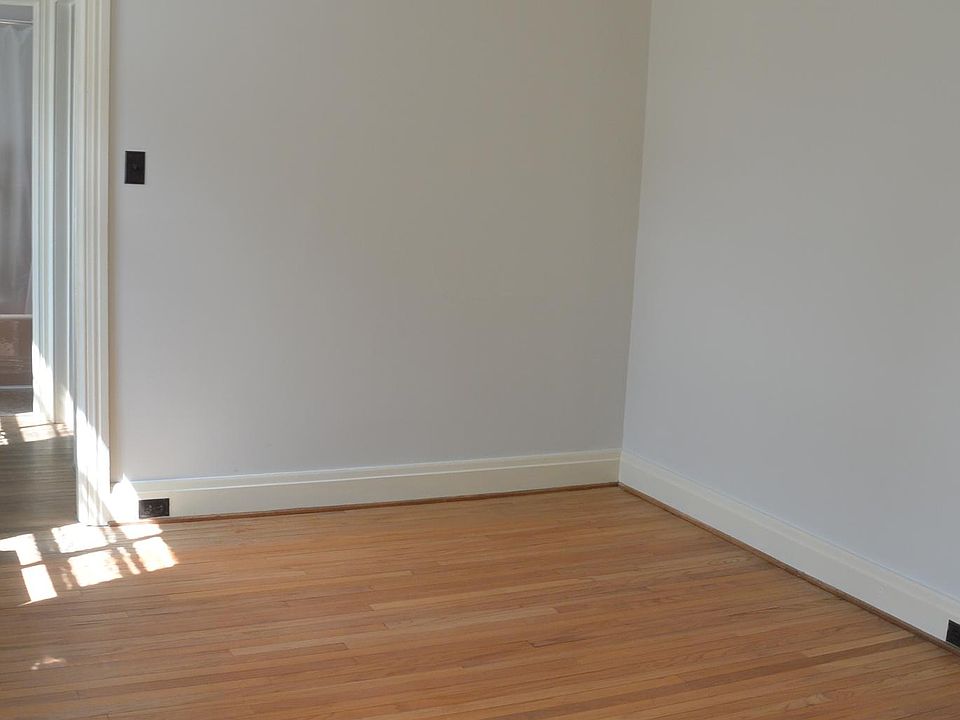 2nd image of 729A 2nd Ave #729A