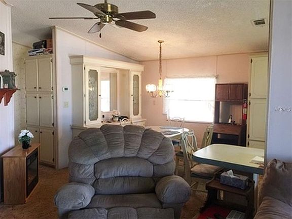 4th image of 7306 Stillwater Dr