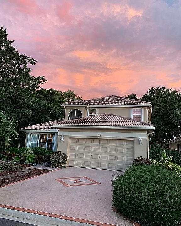 2nd image of 7518 Charing Cross Ln