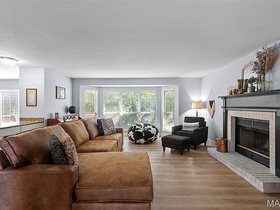 5th image of 703 Trago Creek Dr