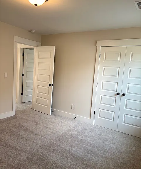 212 Woodlander Dr — Photo 35