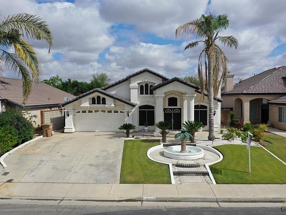 2nd image of 10406 Crandon Park Dr