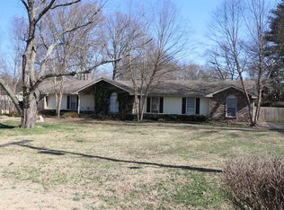 115 Lake Vista Dr, Hendersonville, TN 37075