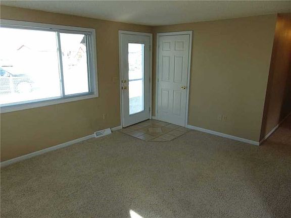 2nd image of 4152 Jansma Ave