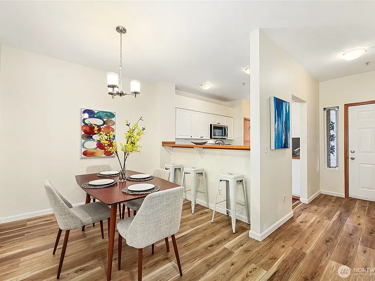17827 80th Ave NE #A101 — Photo 3