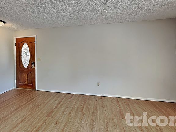 3rd image of 841 Wyoming Ave