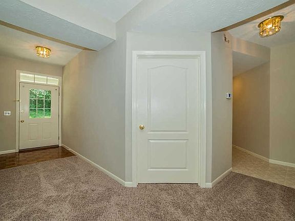 5th image of 780 Southmeadow Cir