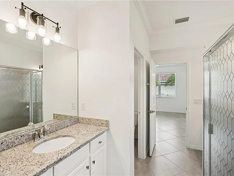 1751 Alameda Dr — Photo 9