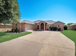 204 Hardwicke Ln, Little Elm, TX 75068
