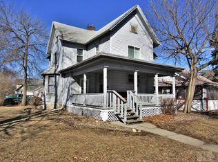 302 N 1st St, Marshalltown, IA 50158