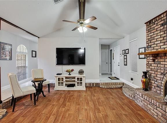 4th image of 104 Belle Grove Dr