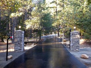 2211 Red Hill Rd, Junction City, CA 96048