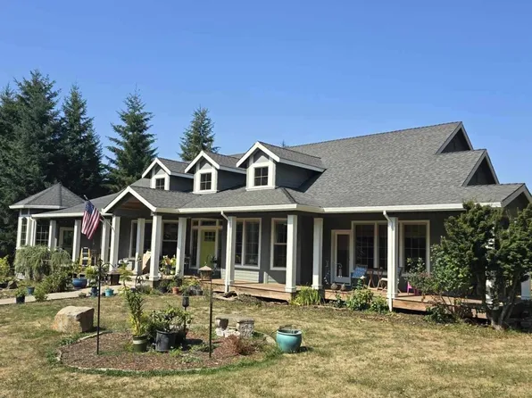 30180 Carrico Valley Rd, Deer Island, OR 97054