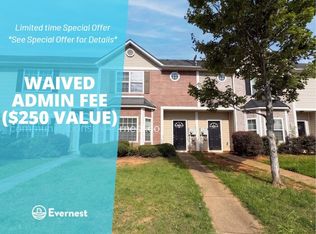 8641 Thomas Ln, Riverdale, GA 30274