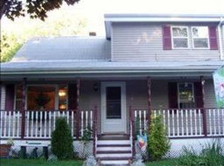 20 Hardy St, Cranston, RI 02920