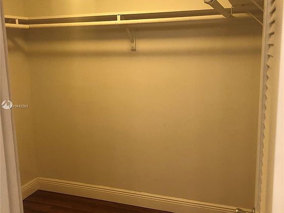 4th image of 3660 NE 166th St APT 709