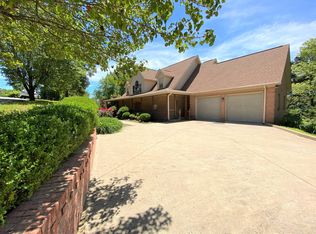 136 Abbey Ln, Bronston, KY 42518