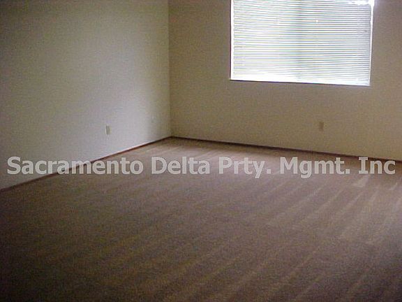 5th image of 6124 Jack London Cir