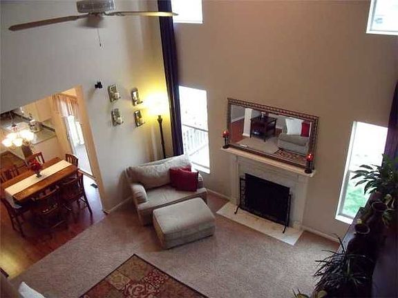 4th image of 601 Denmoor Ct