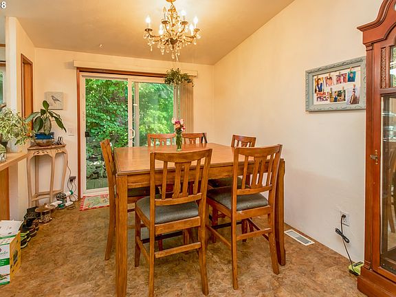 4th image of 24617 Elm Pl