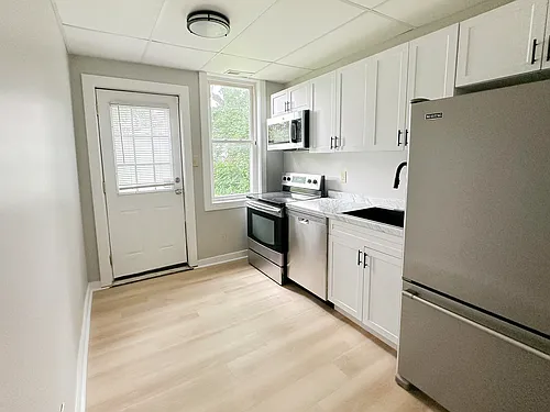 2313 East Ave Photo 1
