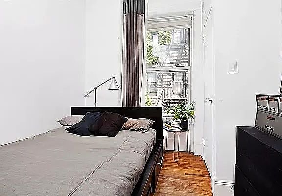 5th image of 43 Jane St #5A