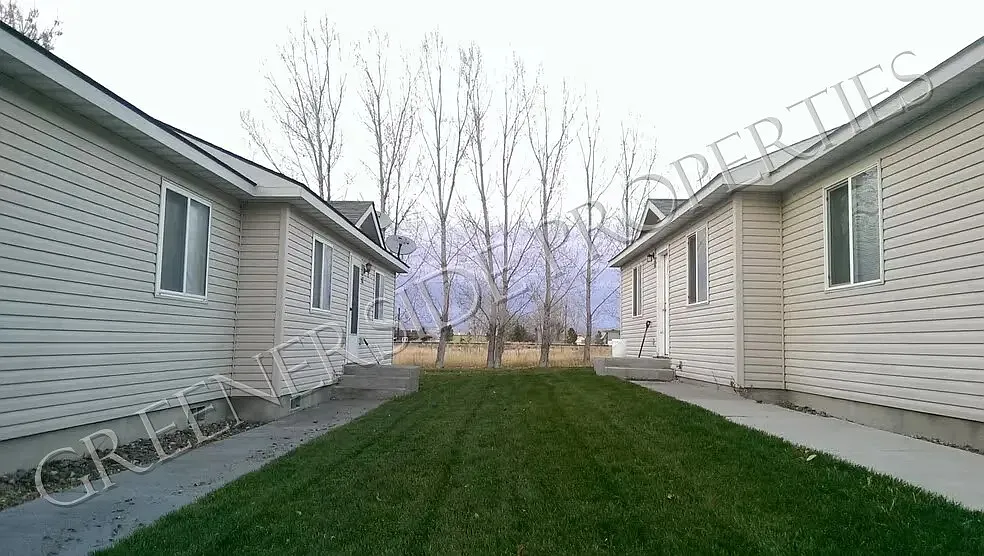 2 bed, 900 sqft, $1,200 — Photo 4