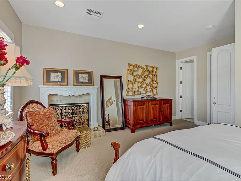 8628 Scarsdale Dr — Photo 39
