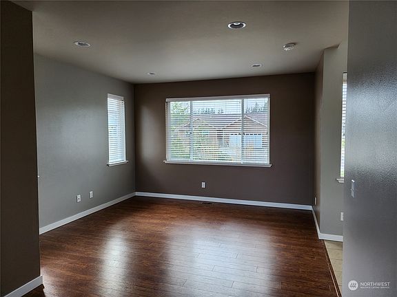 4th image of 5554 Clearview Dr